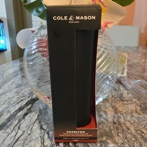 Cole & Mason Black Pepper Mill